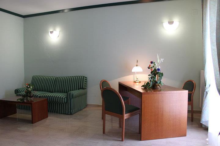 Casa Per Ferie Benedetto XIII Otel Gravina in Puglia Oda fotoğraf