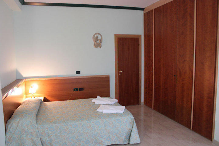 Casa Per Ferie Benedetto XIII Otel Gravina in Puglia Oda fotoğraf