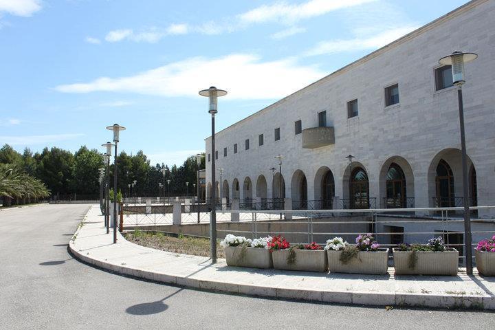 Casa Per Ferie Benedetto XIII Otel Gravina in Puglia Dış mekan fotoğraf